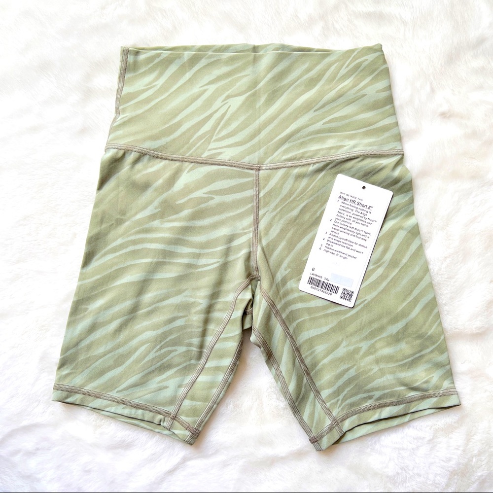 Lululemon align short 8” size 6